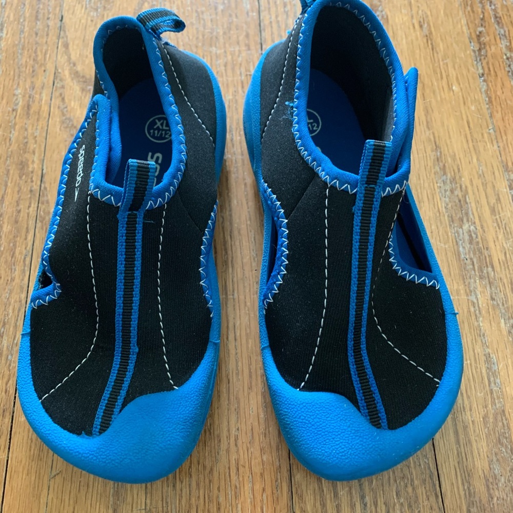 Speedo Water Shoes Child XL 11-12